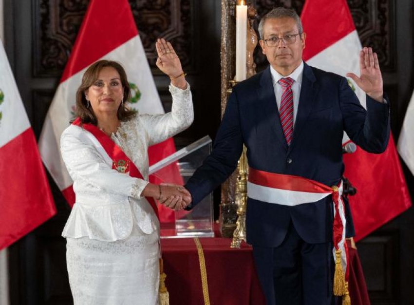 Crise politique au Pérou : la nouvelle présidente nomme son gouvernement